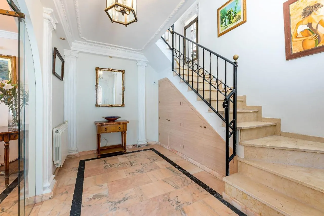 Villa With Pool In The Heart Of Mijas Pueblo